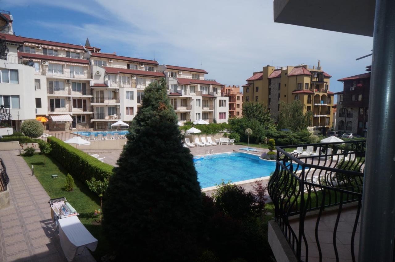 Dom-El Real Apartments 4 - Sveti Vlas Bagian luar foto