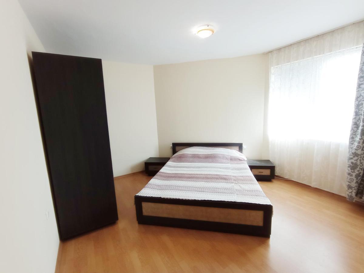 Dom-El Real Apartments 4 - Sveti Vlas Bagian luar foto