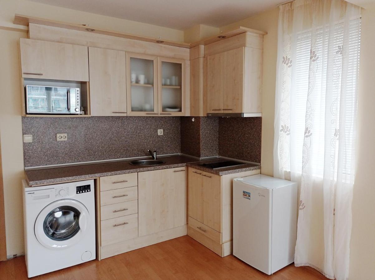 Dom-El Real Apartments 4 - Sveti Vlas Bagian luar foto